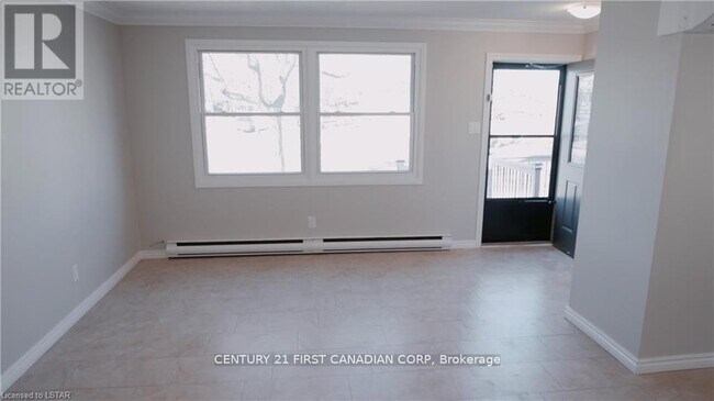 Photo du bâtiment - 1072 Jalna Blvd