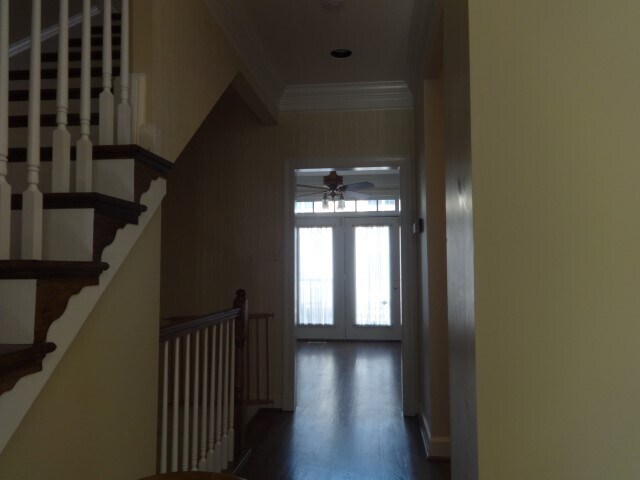 Building Photo - LUXURIOUS MAGRUDER BUILT TOWNHOME