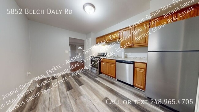 Foto del edificio - 5852 Beech Daly Rd