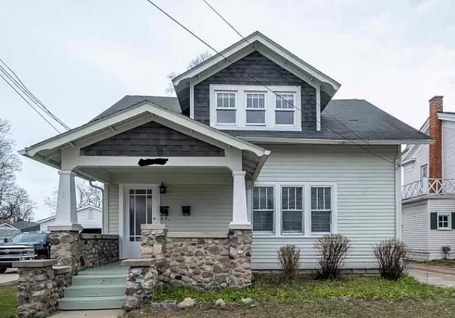 Upper Unit - 45420 Brownell St