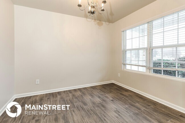 Building Photo - 7163 Tanger Blvd