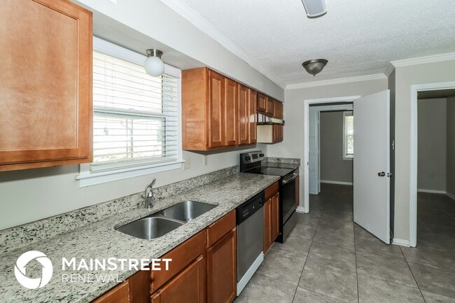 Building Photo - 6247 Brightwood Cove