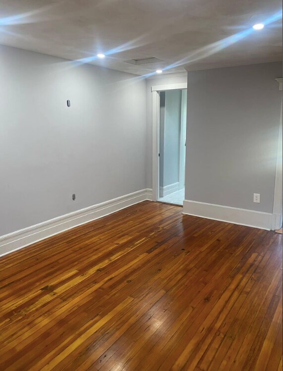 Foto del edificio - 174 Archer Ave