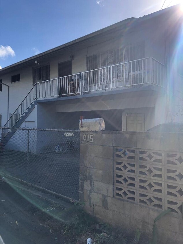 1015 Austin Ln, Honolulu, HI 96817 House Rental in Honolulu, HI