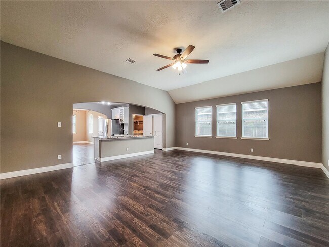 Building Photo - 4626 Legends Bay Dr