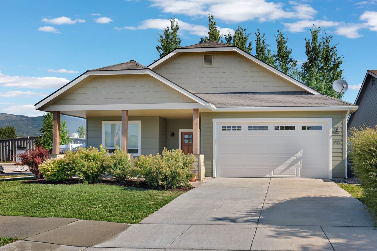 Foto principal - 1522 Autumn Ln