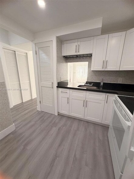 Photo - 20111 NE 27th Ct Apartment