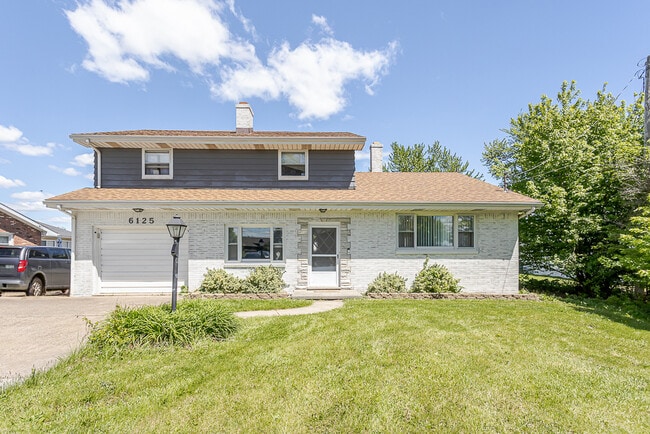 Building Photo - 6125 Seaman Rd
