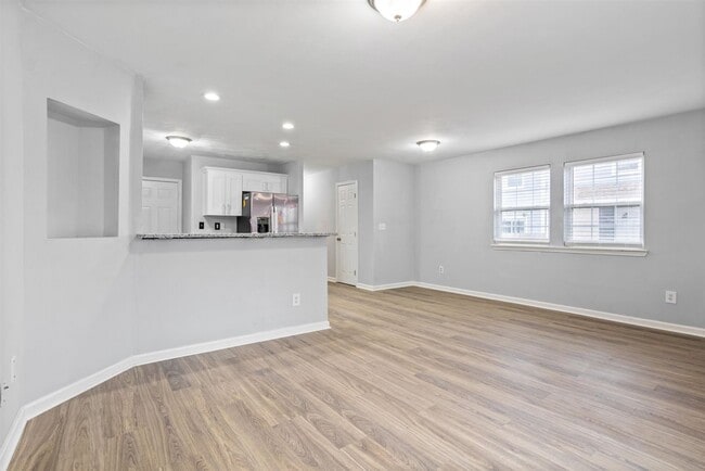 Building Photo - Norfolk Home for Rent (3 Bed/ 2.5 Bath)
