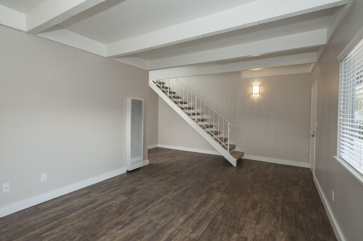 Monterey Townhouse Apartments 825 Casanova Ave Monterey, CA