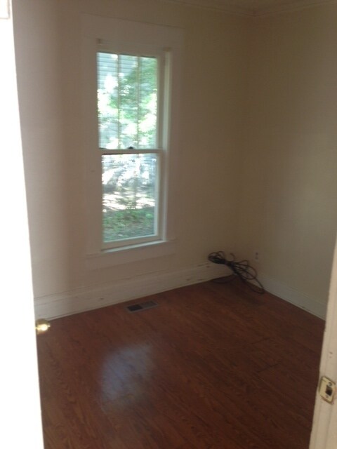Foto del edificio - 3 bedroom 1 bath home