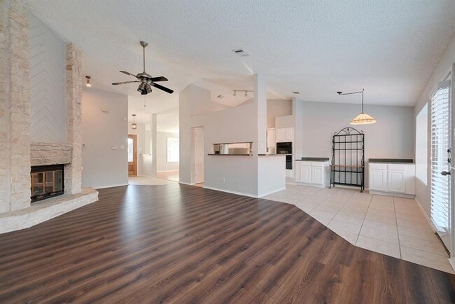 Building Photo - 3605 Palomar Ln