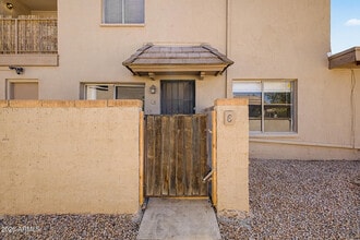 Building Photo - 17009 E Calle Del Oro