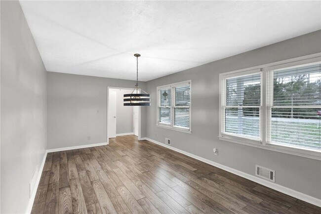 Foto del edificio - 3925 Chicamauga Dr