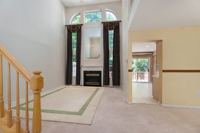 Building Photo - 5 Campbell Woods Way