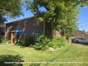 Building Photo - 413 Herbert Ave S