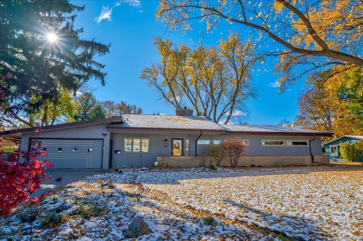 Foto principal - 5601 Russett Rd