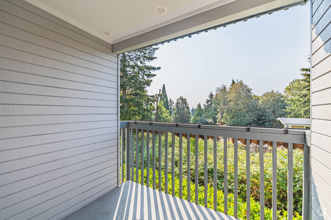 1BR, 1BA - 720SF - Patio - Burien Crest Apartments