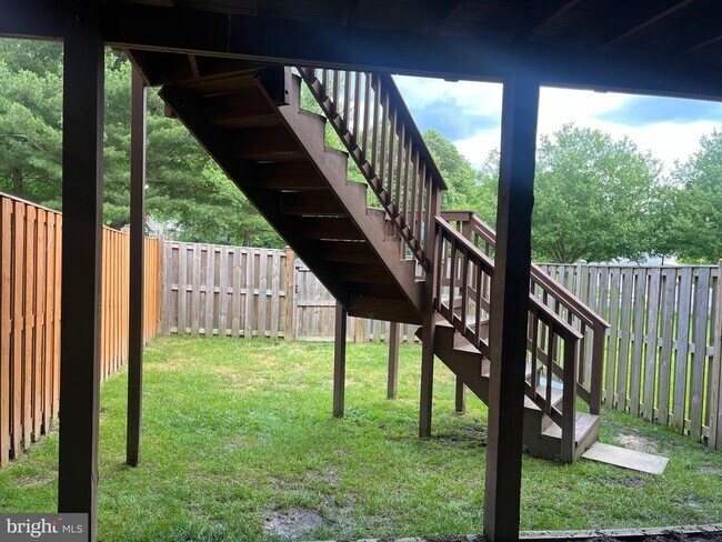 Building Photo - 6224 Briar Ct