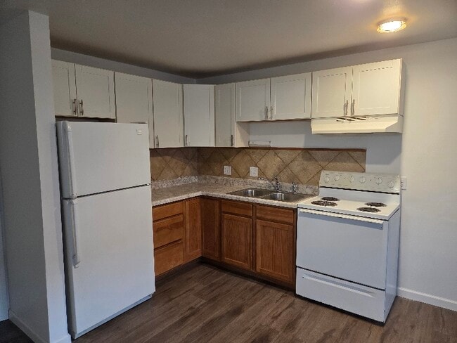 Foto del edificio - 1312 E Wilson Ave