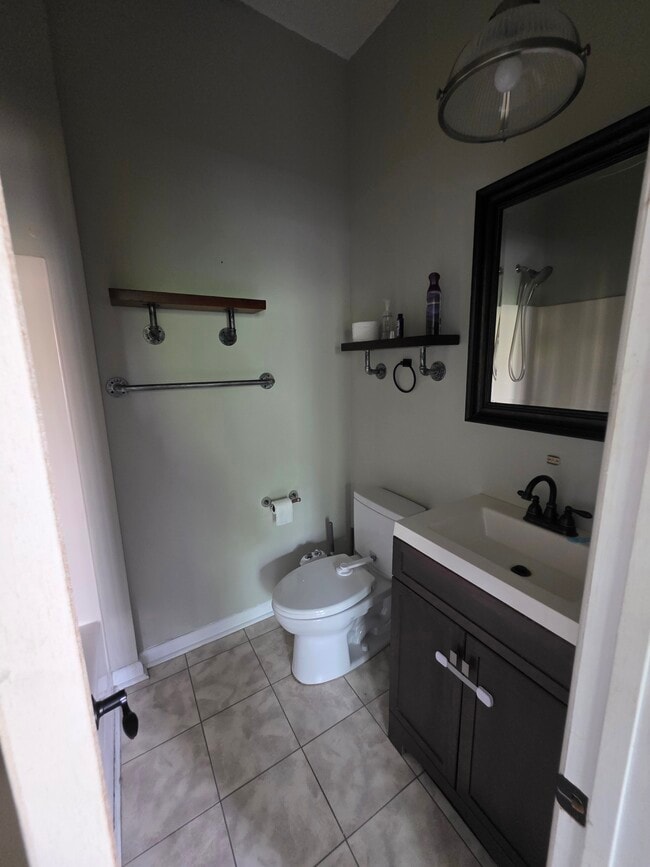 Building Photo - 40 N Eustis St