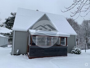 Building Photo - 773 Forest Dr