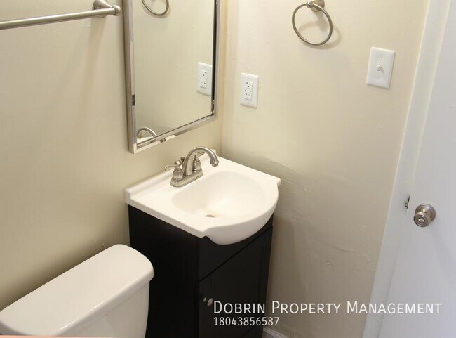 Photo - 1900 Lakeview Ave Apartment