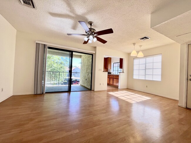 Building Photo - 4747 Nara Vista Way