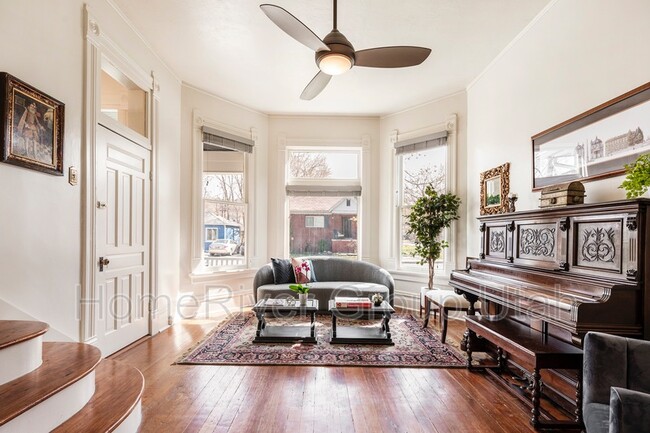 Building Photo - 447 Pugsley St