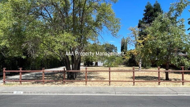 Building Photo - Concord beautiful 3 bedroom 2 bathroom hom...