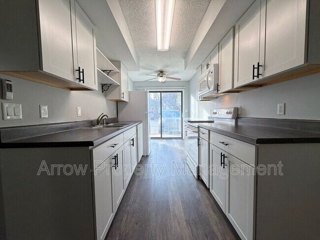 Foto del edificio - 3405 Holdrege St