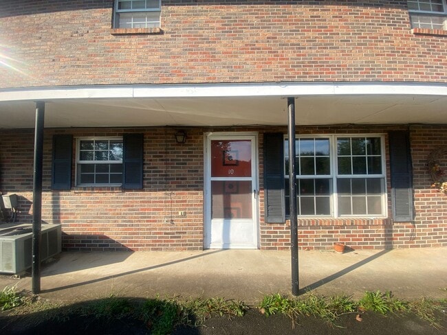 Building Photo - 3728 Old State Rte 34