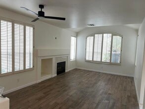 Building Photo - 420 Sanibelle Cir