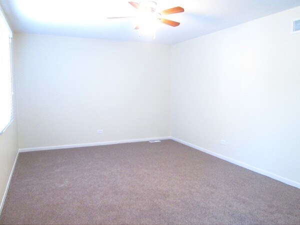 Primary Photo - 22830 Lakeshore Dr