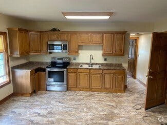 Building Photo - 355 NY-31