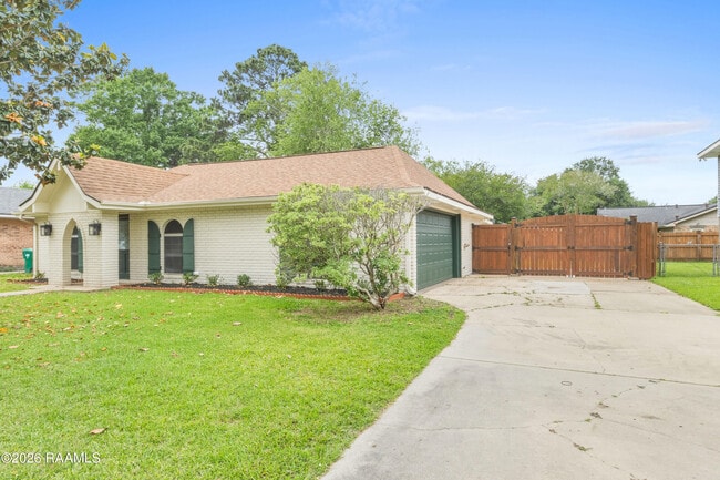 Building Photo - 106 Seattle St