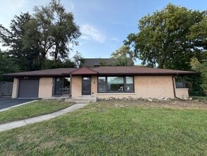 Building Photo - 266 S Prospect Ave