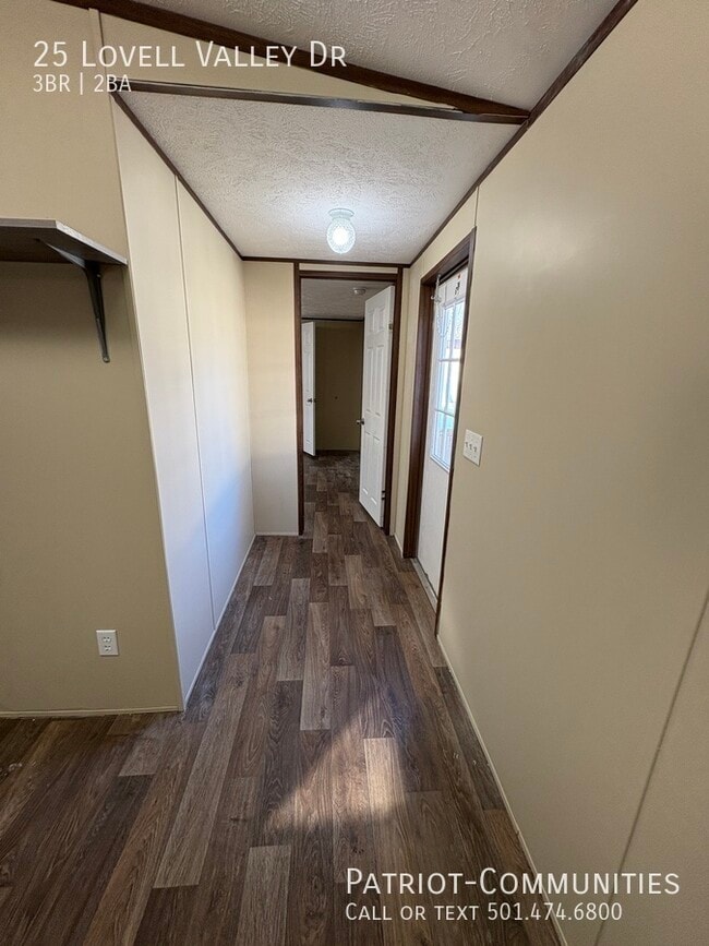 Foto del edificio - 25 Lovell Valley Dr