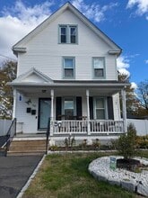 Building Photo - 50 Holbrook St