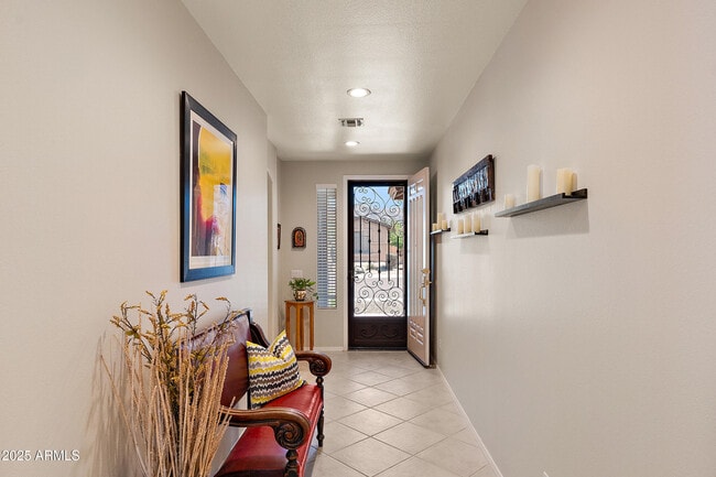 Foto del edificio - 1819 W Deer Creek Rd