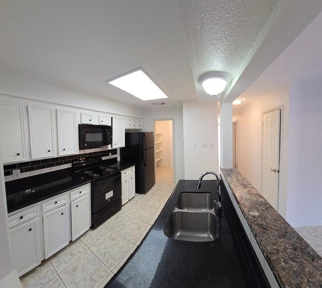 Foto del edificio - 4110 Boone Rd