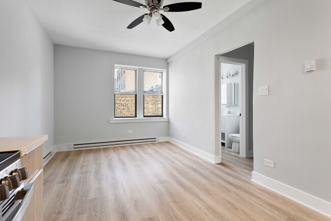 Foto del edificio - 1634 W Howard St