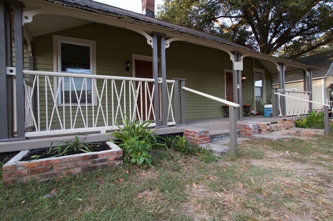 Foto del edificio - 546 Shull St