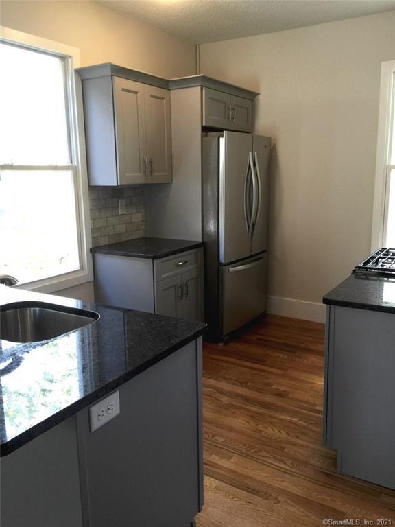 Primary Photo - 20 Winchester Ave