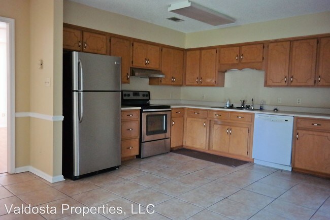 Building Photo - 4372 Whippoorwill Cir