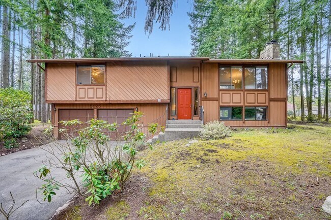 Building Photo - Tour Today, Move-In December 4th! Beautiful Upgraded Massive 4BR/3BA Home On One Acre Lot!!!