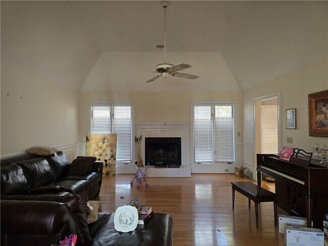 Foto del edificio - 2386 Muirfield Way