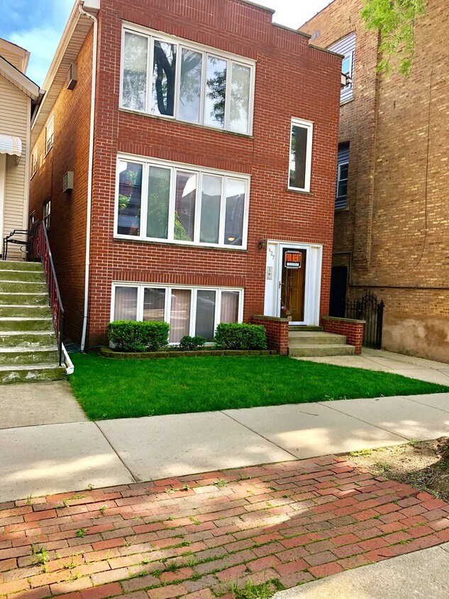 1427 W Lexington St, Chicago, IL 60607 Apartments Chicago, IL
