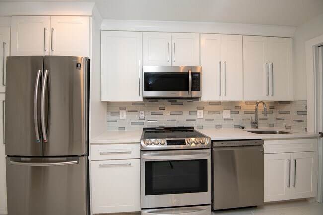 Foto del edificio - 1740 Q St NW