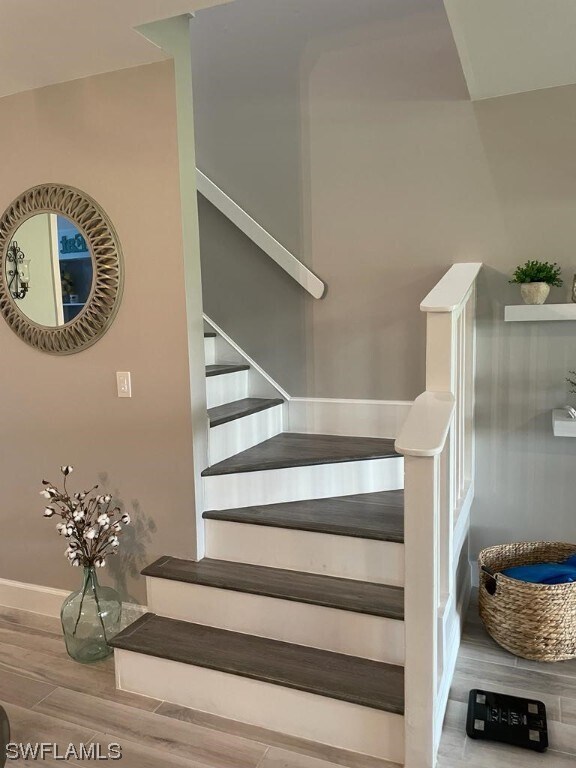 Foto del edificio - 9847 Costa Mesa Ln